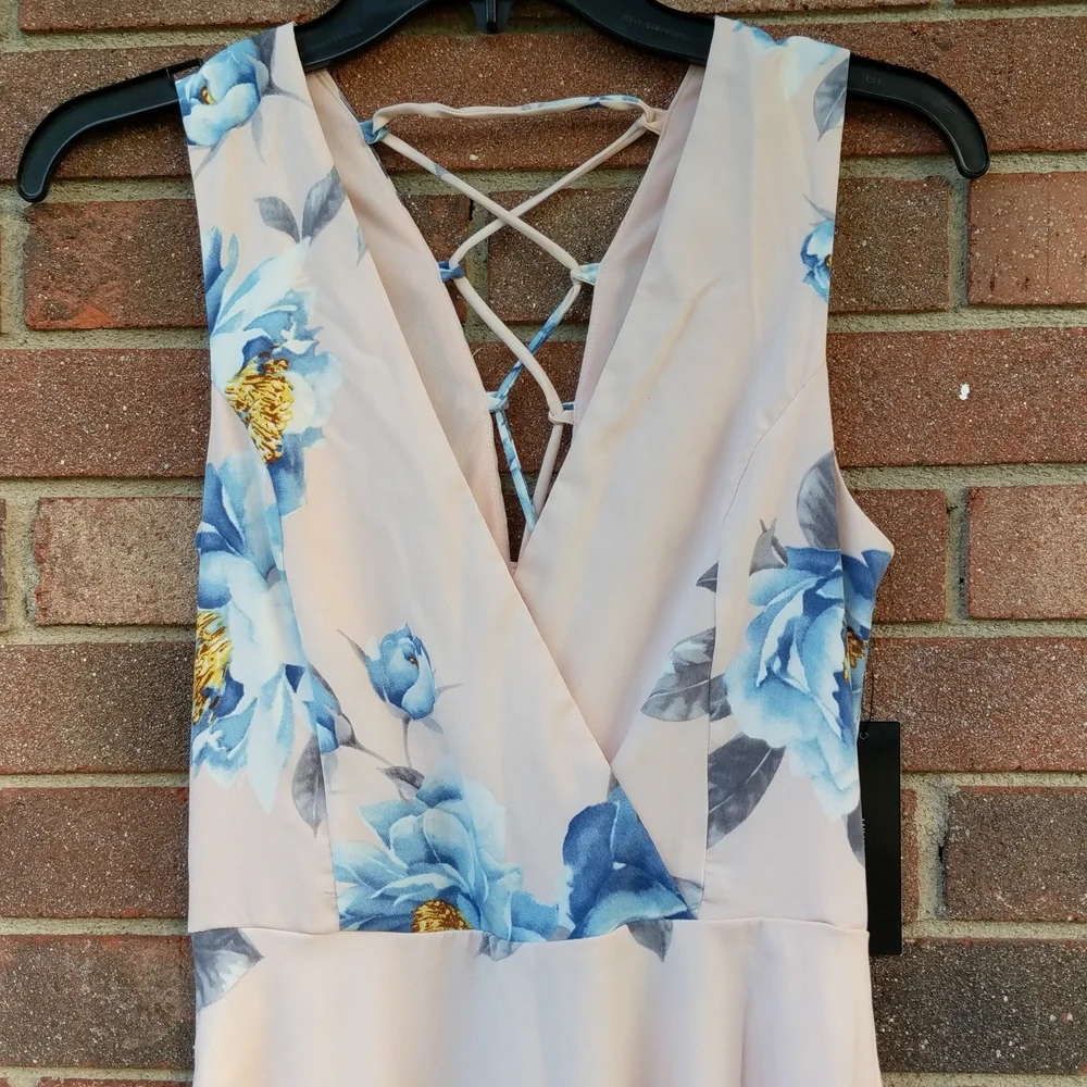 Lulu's Dress Size Small - Picture 10 of 14